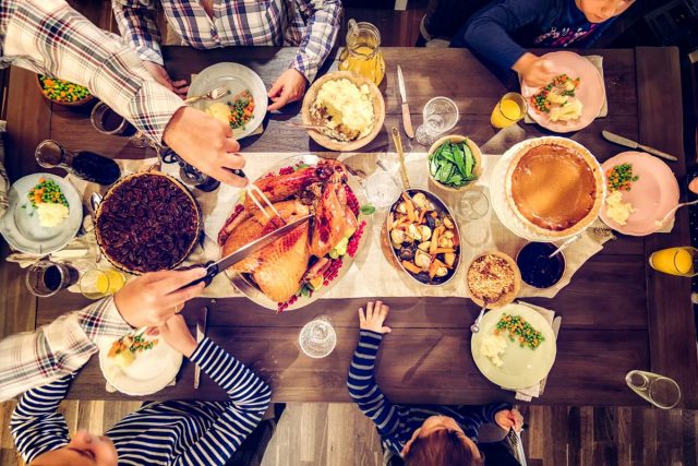 What People Eat for Christmas Dinner Around the World